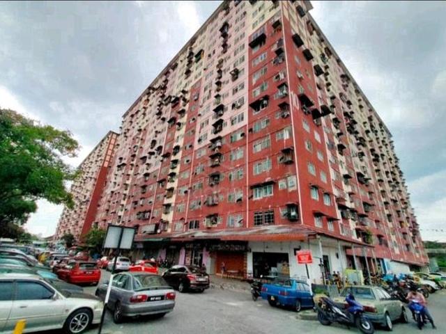 Flat Desa Mentari For Sale