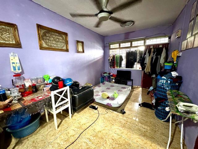 Flat Desa Mentari Petaling Jaya Corner Unit