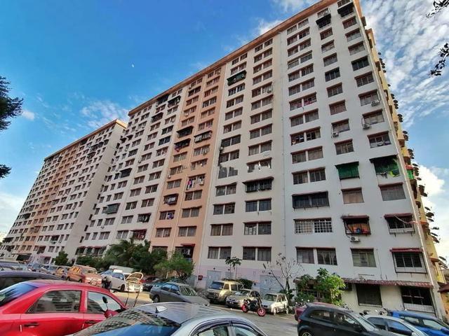Flat Desaria Sunway Block N With Lift