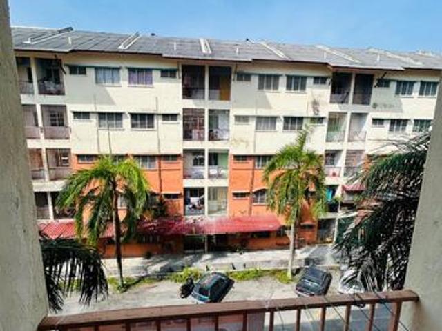 Flat di Panorama Lapangan Perdana Pengkalan Pasir Puteh Ipoh