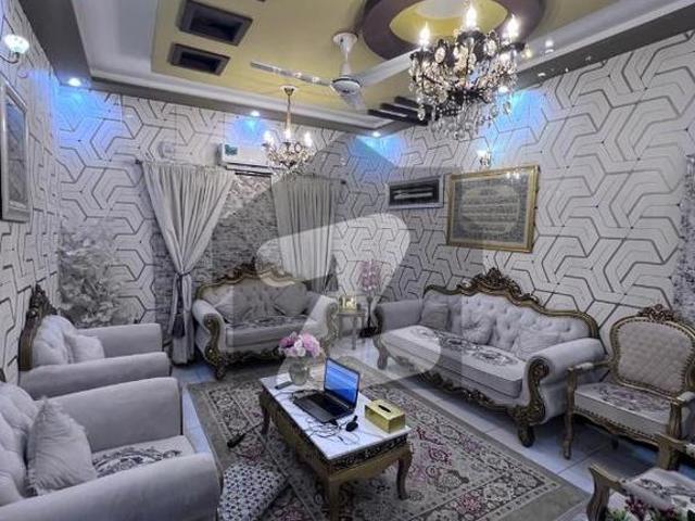 Flat For Rent Naziya Appartment 3 Bed DD 1200 square feet Full renovated Rent 75000 *Code 16679 * Gulshan e Iqbal Block 11