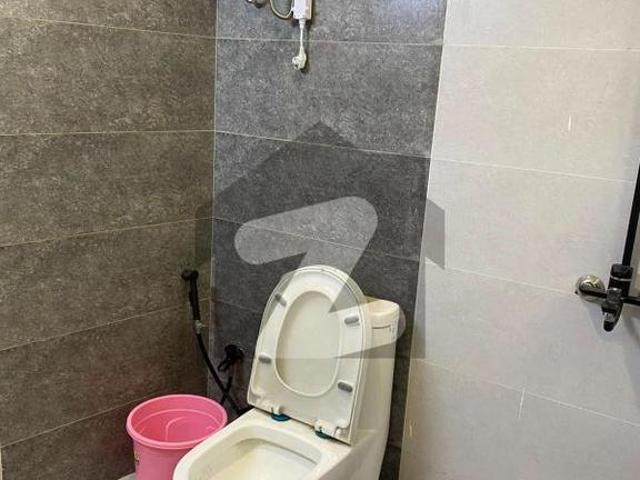 Flat for Rent Bahria Town Phase 8