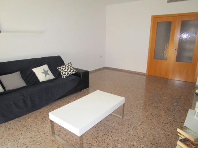 Flat for rent in Moixent, Valencia