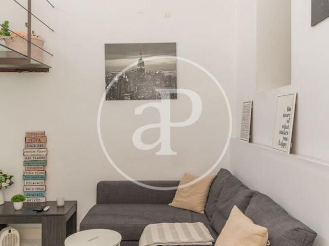 Flat for rent in Avenida Felipe II