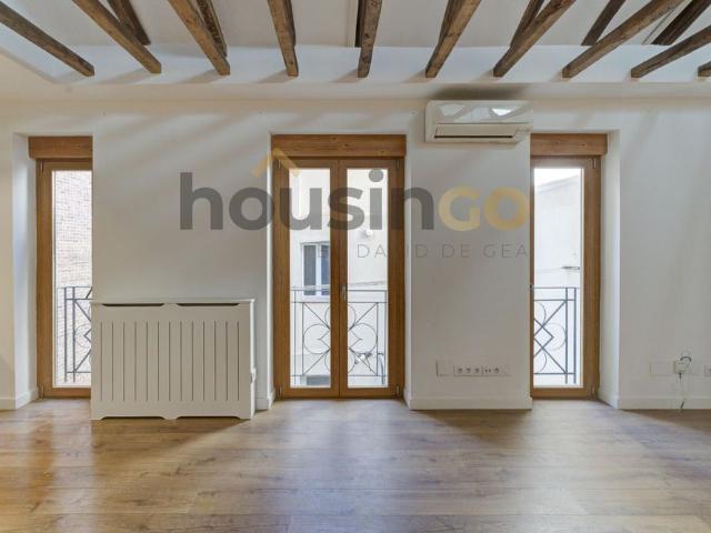 Flat for rent in Calle Goya