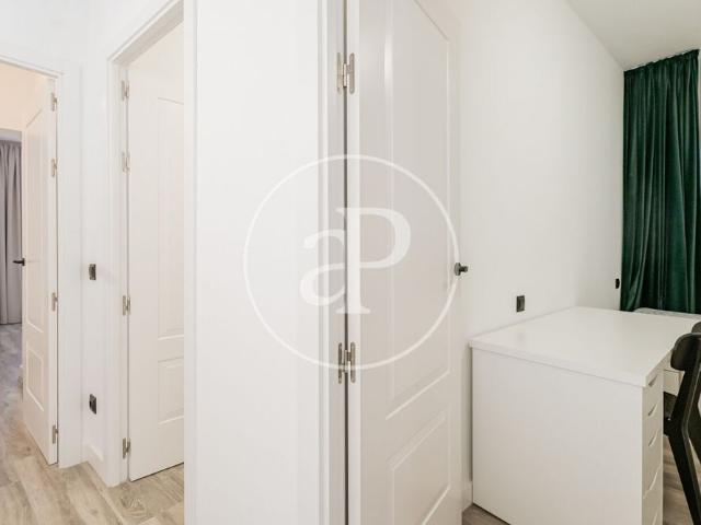 Flat for rent in calle Hermosilla