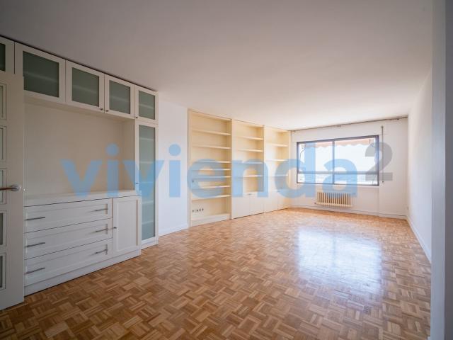 Flat for rent in Castilla, Madrid city, Madrid
