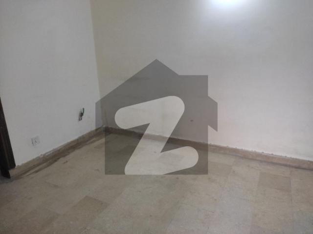 Flat for rent in d 12 markaz