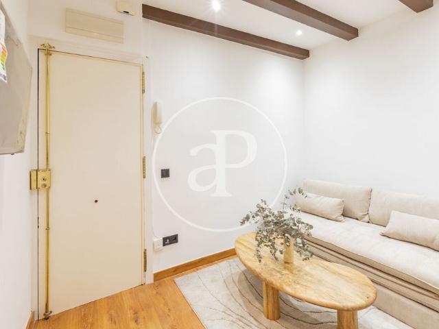 Flat for rent in Fernández de los Ríos street