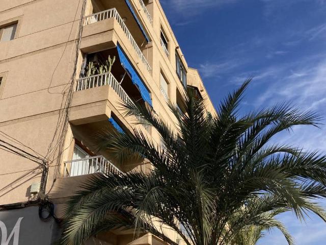 Flat for rent in Garrucha, Almería