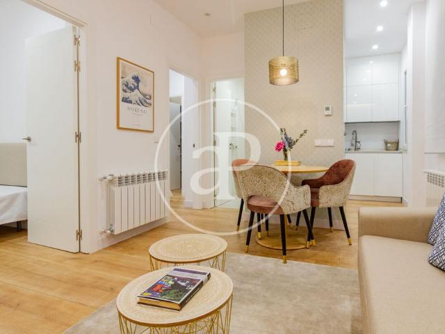 Flat for rent in Juan Bravo street