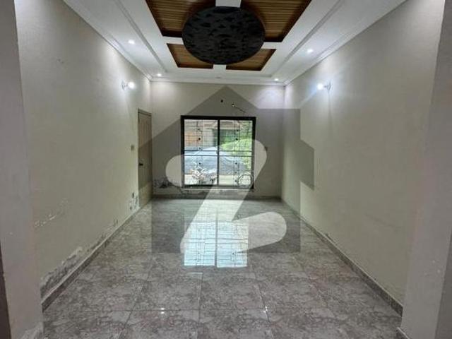 Flat For Rent In Johar Town Near Canal Road Johar Town Phase 2 Block J2
