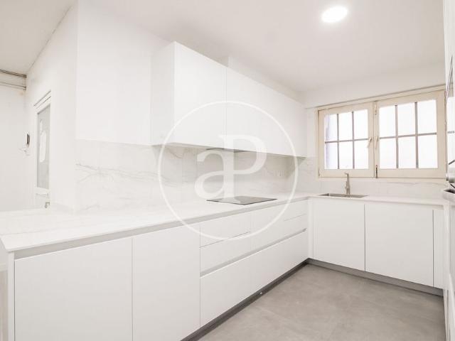 Flat for rent in Les Tres Torres – Sarrià