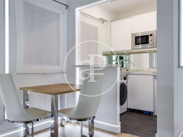 Flat for rent in Lopez de Hoyos