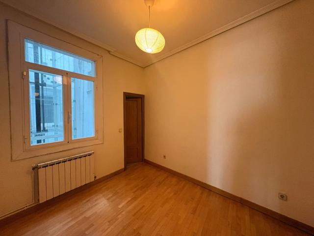 Flat for rent in Palacio, Madrid city, Madrid
