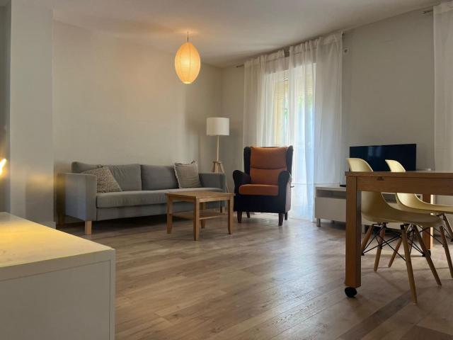 Flat for rent in Rochelambert, Seville city, Seville