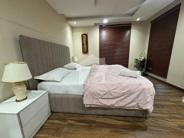Flat For Rent In Rs. 210000