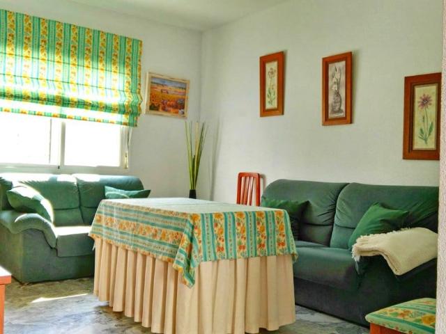 Flat for rent in Sanlúcar la Mayor, Seville