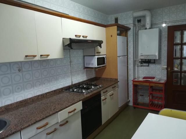 Flat for rent in Santiago de Compostela of 80 m2