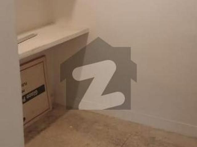 Flat for rent in sea view apartment dha phase 5