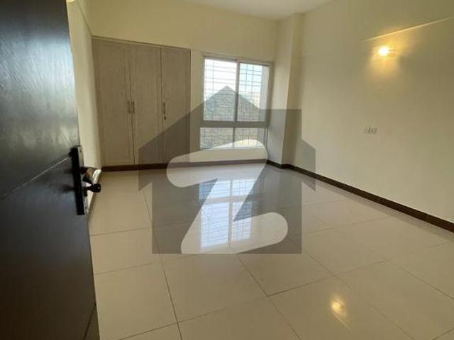 Flat For Rent In Tricon Tower