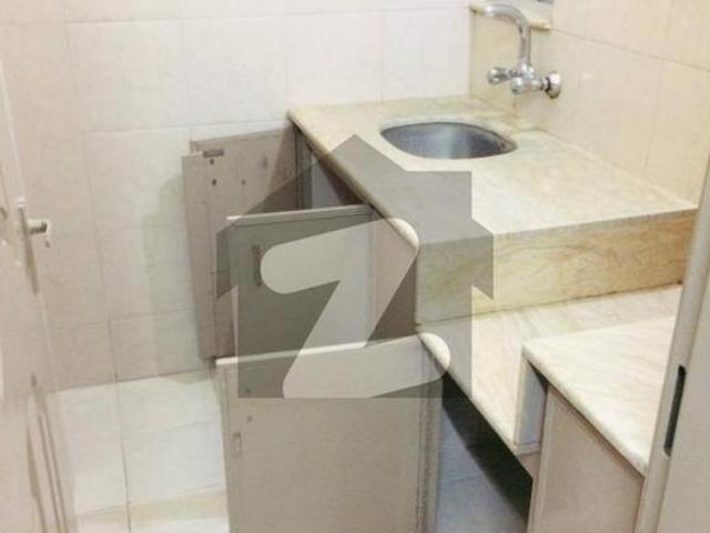 Flat for rent Johar Town