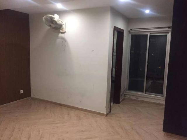 Flat for rent Lahore Bahria Town ID 23049
