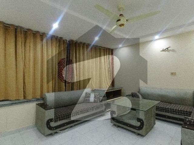 Flat For Rent Rs25,000/ SJ Garden