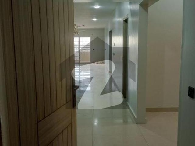 FLAT FOR RENT Shaheed Millat Road