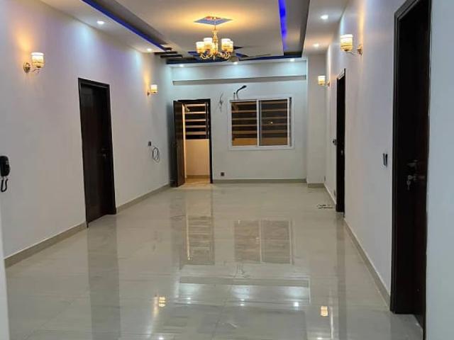 Flat for rent tariq road brand new with lift 3 bedroom drawing dining tiles flooring karachi tariq road id 90594