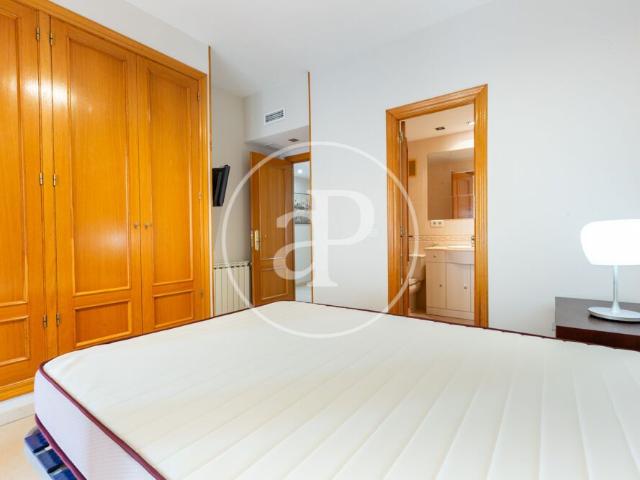 Flat for rent with swimming pool in Valencia