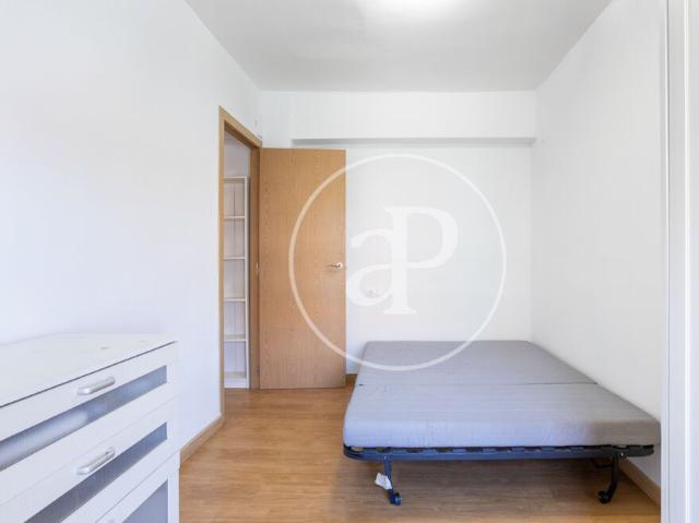 Flat for rent with views in En Corts Valencia