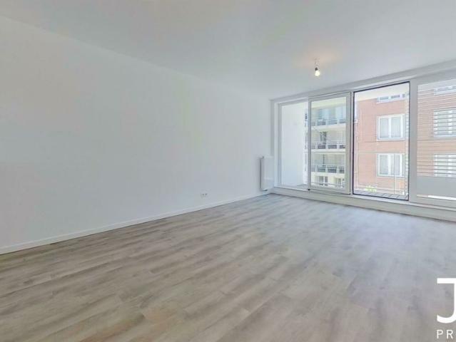 Flat for rent