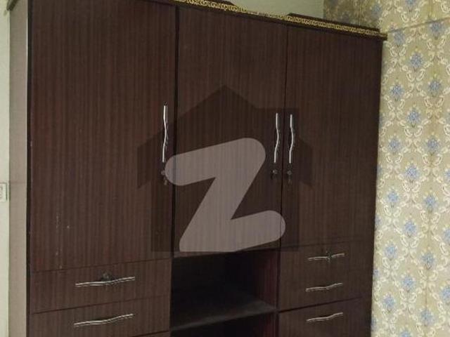 Flat for rent 4bed dd lift car parking dha phase 5 badar commerical dha phase 5