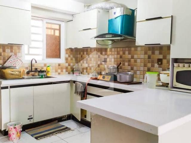Flat For Sale*3 Bed Dd Main Road Facing