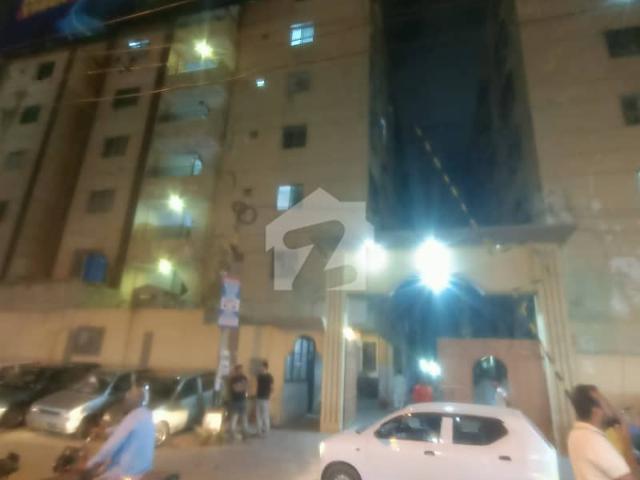 Flat For Sale At Johar Chorangi