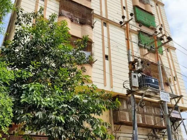 Flat For Sale. Chance Deal Karachi Gulistan e Jauhar Block 7 ID 25024