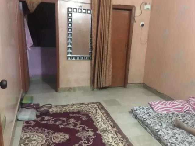 Flat for sale contact Karachi Jamshed Quarter ID 56258