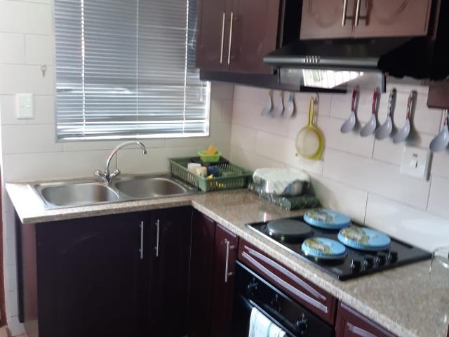 Flat for sale Ground floor corner unit Fully fitted 2 bedrooms 2 toilets air