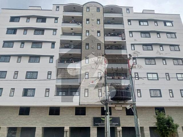 Flat For Sale in Diamond City, Trio Tower iN Front of Gulshan e Maymar