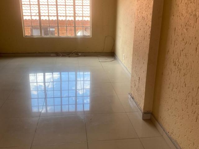 Flat for sale in Florida