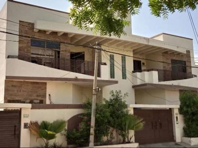 FLAT For Sale Karachi PECHS ID 25359