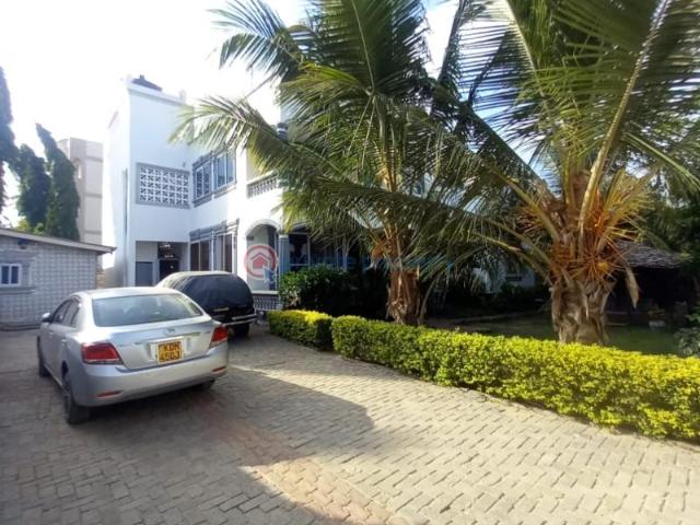 Flat For Sale Located At Mombasa, bamburi, Utange Area