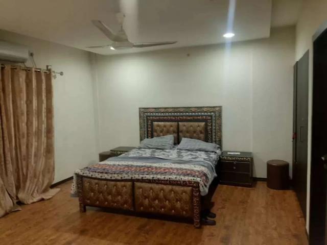 Flat for sale with high rental income Karachi PECHS ID 60293