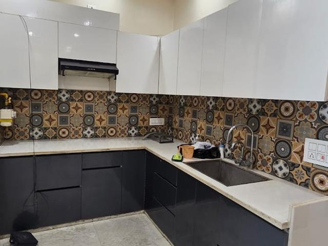 Flat For Sale 155 3 Bedroom 128 Sq. Mt. Builder Floor in Vaishali Sector 5 Ghaziabad Listing ID: #10052
