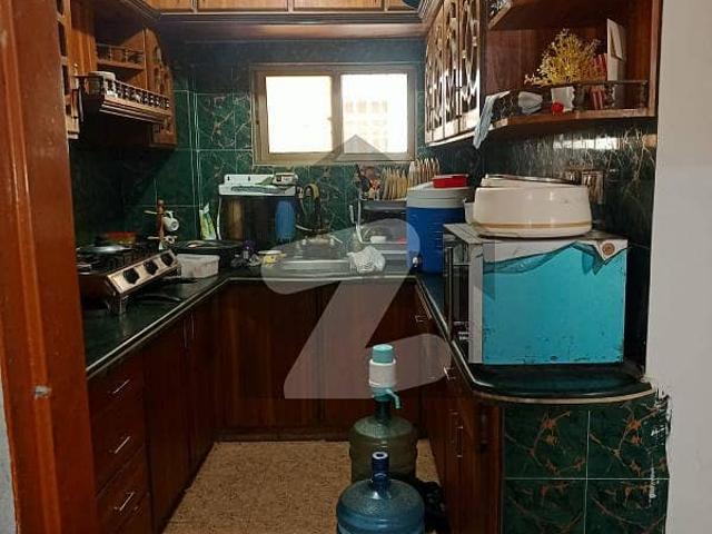 Flat For Sale 2 Drawing Lounge American Kitchen Marble Flooring First Floor Boundary Wall Project Block 4 Gulshan E Iqbal Karachi