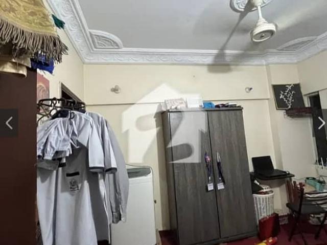 Flat for sell in gulshan e iqbal block 13d1