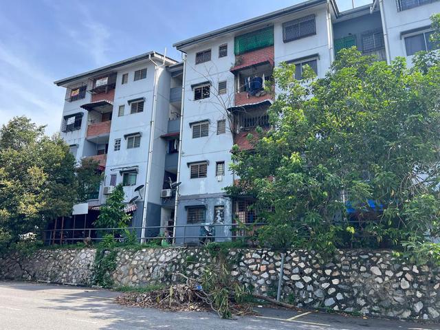 Flat Ground Floor PKNS Seksyen 4 Bandar Baru Bangi