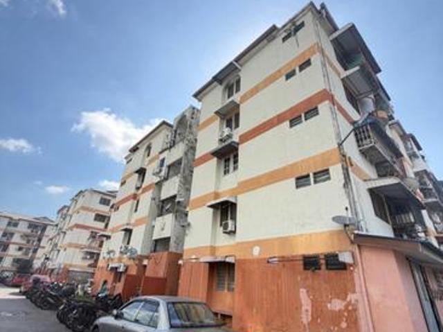 FLAT HAMNA DESA PERMAI INDAH Block J Level 2