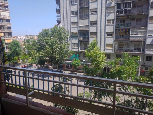 Flat Jaén Gran eje